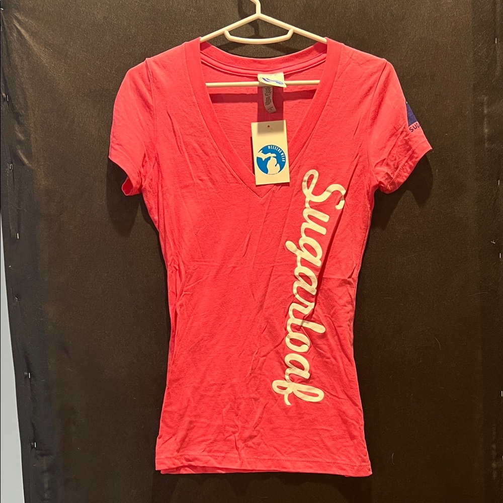 Sugarloaf mountain Women's Bright Pink V-Neck Tee